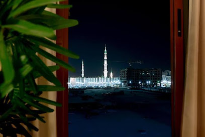 فندق الحياة الذهبي