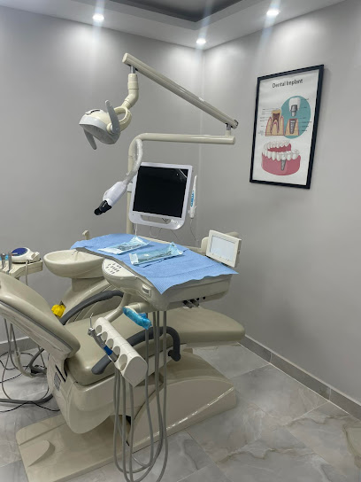 Dr.Abanoub Samir Elsaghir (A Clinic Elsaghir Dental Clinic)دكتور: ابانوب سمير الصغير (عيادة اسنان)