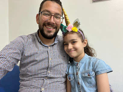 Khotowat kids clinic Dr Ahmed Elnahass I مركز خُطُوات لطب الاطفال دكتور أحمد النّحاس