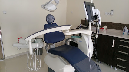 مركز دافنشي لطب وزراعة الاسنان