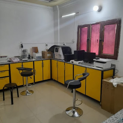 عيادات السائح الطبية معمل متكامل