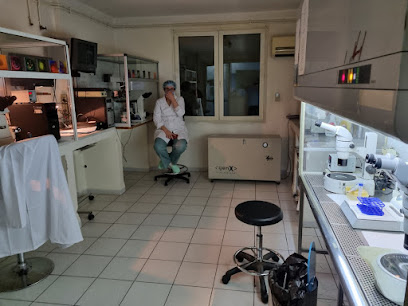 عيادة فريال