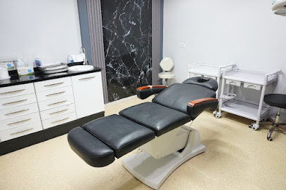 عيادة إيزابيلا للتجميل دكتور محمد السيد لزراعه الشعر الطبيعي