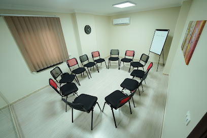 آزاد للاستشارات النفسيه (بالمقطم والجيزه) - د محمد بكر