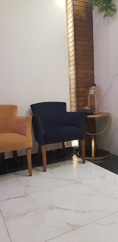 عيادات د.محمود حمودة التخصصية لزرع وتقويم وطب الأسنان التجميلي