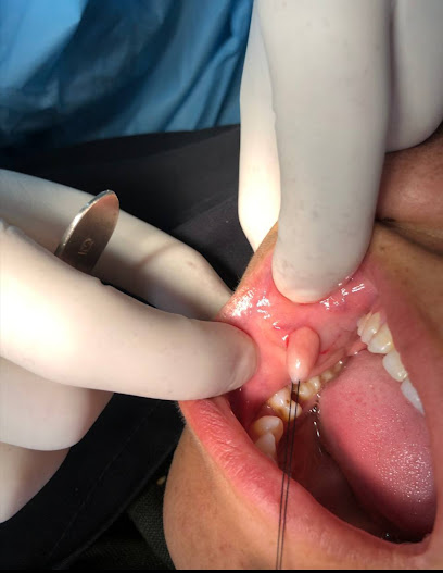 .عيادة طب الاسنان - د.محمد طلال البياتي