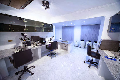 مركز الدكتور فارس للحقن المجهري وعلاج العقم وطب النساء والتوليد | Dr. Faris IVF Center