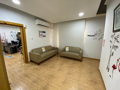 G E M S DENTAL CENTER