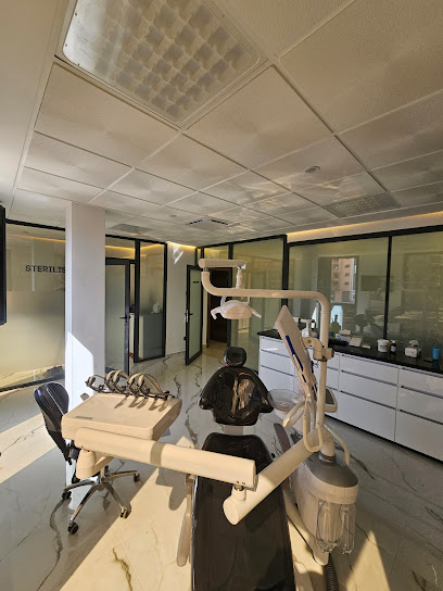 Centre dentaire Ocre (DR FAHD IDRISSI AATOUF)Esthétique dentaire