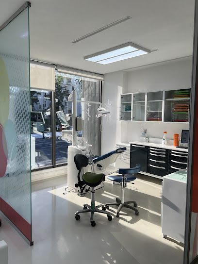 La Clinique Dentaire Des Nations Unies