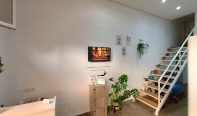 Elle kiné (cabinet de kinésithérapie , amincissement , bien-être et Hijama)