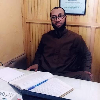 هشـام حـري المتخصص فـي الرقيـة الشرعيـة والحجامـة الطبيـة