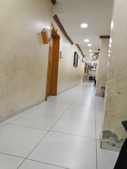 مجمع لاما الطبي