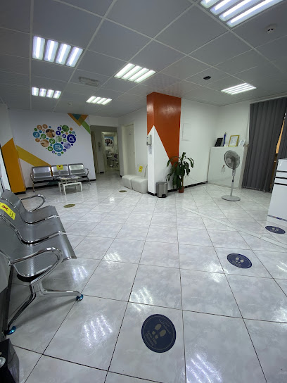 مركز البحيرة الطبي