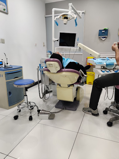 مجمع خبير الابتسامة لطب الأسنان | Pro smile Clinics