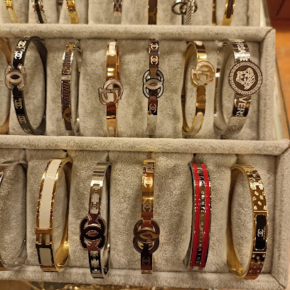 Salem dayan accessories