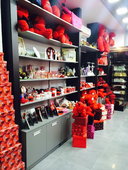 Last Balloon Gift Shop