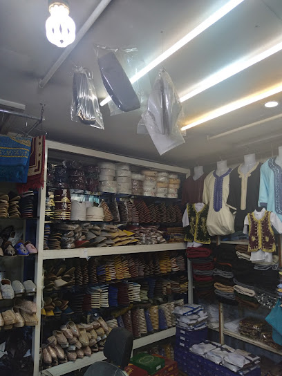 محل بيع الملابس التقليدية