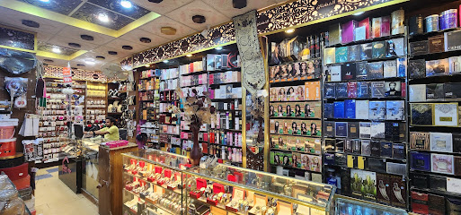 محل المشتاق للعطورات والإكسسوارات النسائية والتجميل