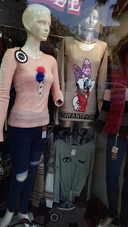 محلات أمواج للألبسة النسائية