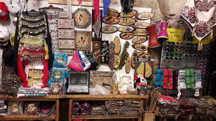 حنظلة للهدايا والشرقيات