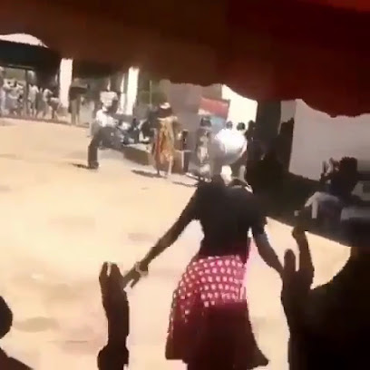 مكتب المحترف للخدمات الإلكترونية