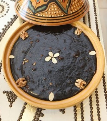 الحوسني للحلوى العمانيه