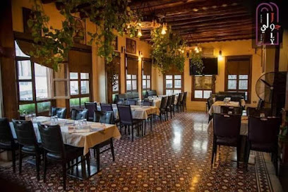 مطعم جولي joly restaurant