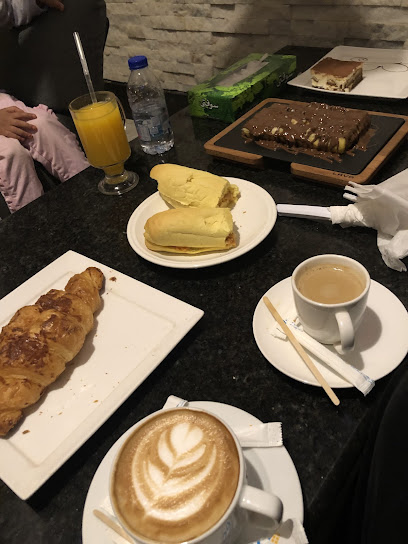 ايتوال كافيه etoile cafe