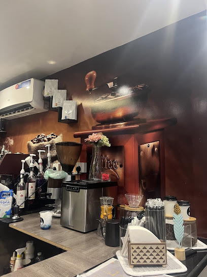 ليلاس كافيه