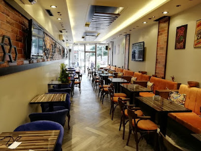 ع لبال كافيه