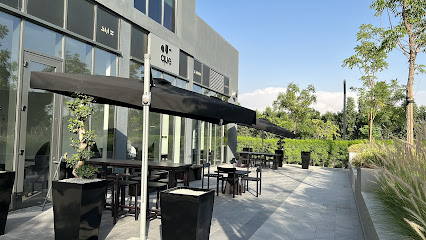 Que coffee space