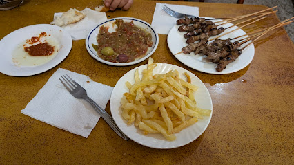 مطعم البهجة للبزلوف