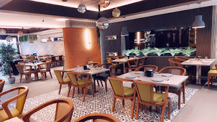 مطعم ركن وردة - Rokn Warda Restaurant