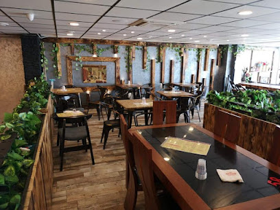 MÉGA PIZZA SAINT CLOUD