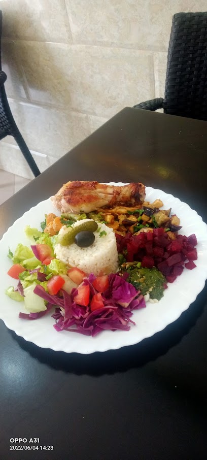 Rass El-Hamra Restaurant