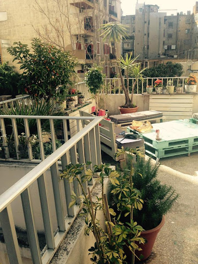 هوستال بيروت