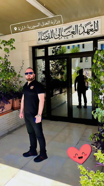 المحامي المستشار القانوني رجب تيسير العواد