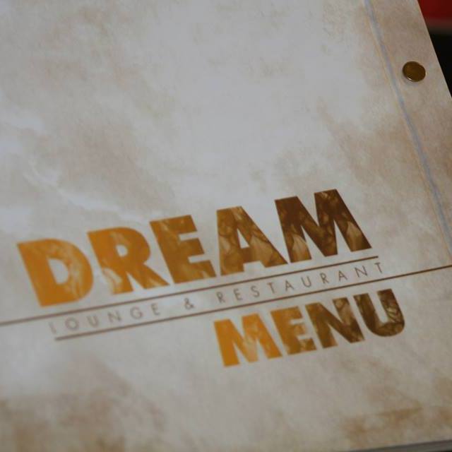 مطعم دريم - الوسط التجاري